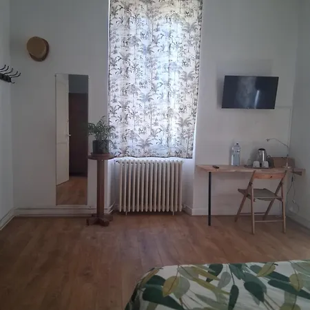 Séjour chez l'habitant L 'etape Boheme De L'arsenal *